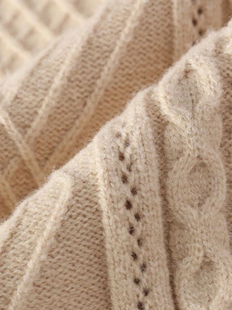 Pull texturé minimaliste - Cross & Crown